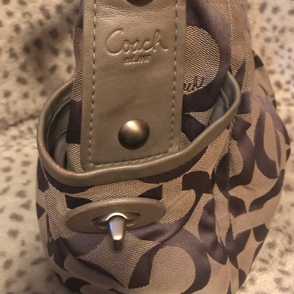 Coach purse - Picture 3 of 4